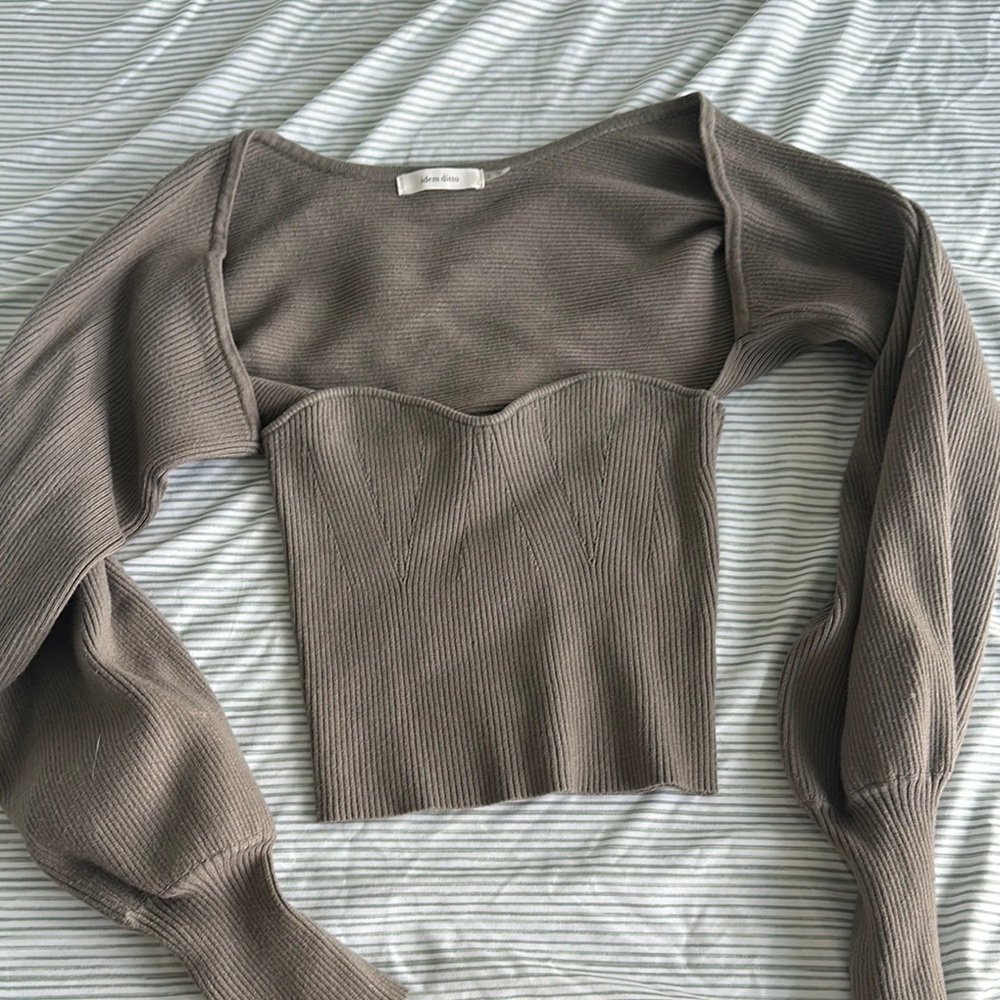Elegant Women's Taupe Blouse